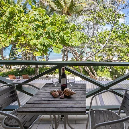 Avana Waterfront Apartments